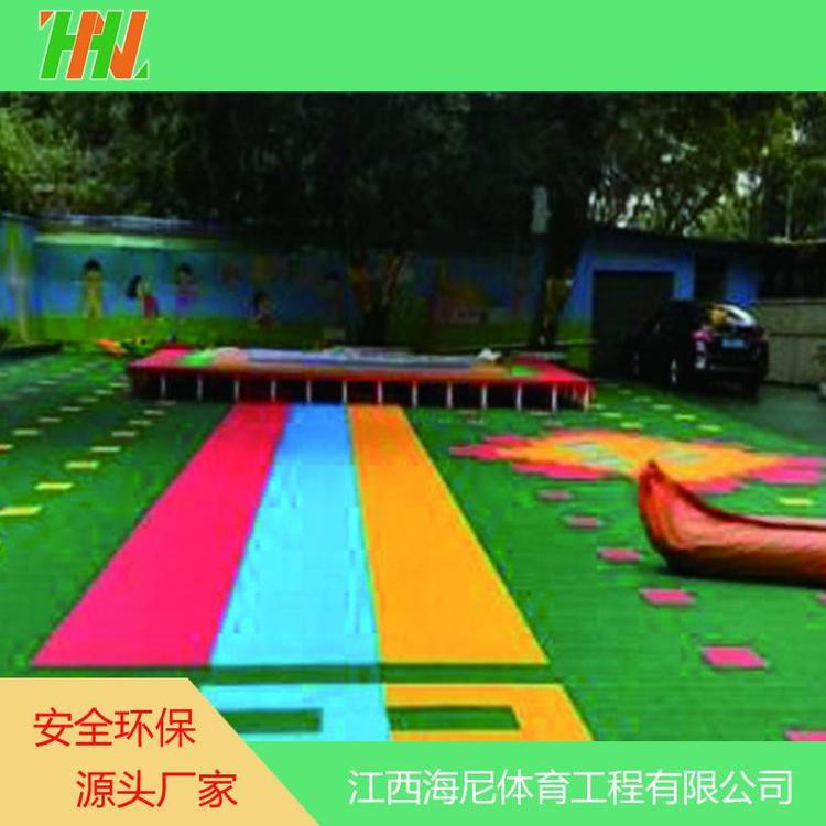 彩色顆粒EPDM兒童塑膠場地鋪設(shè) 彈性非常好 具有強韌的彈性層面